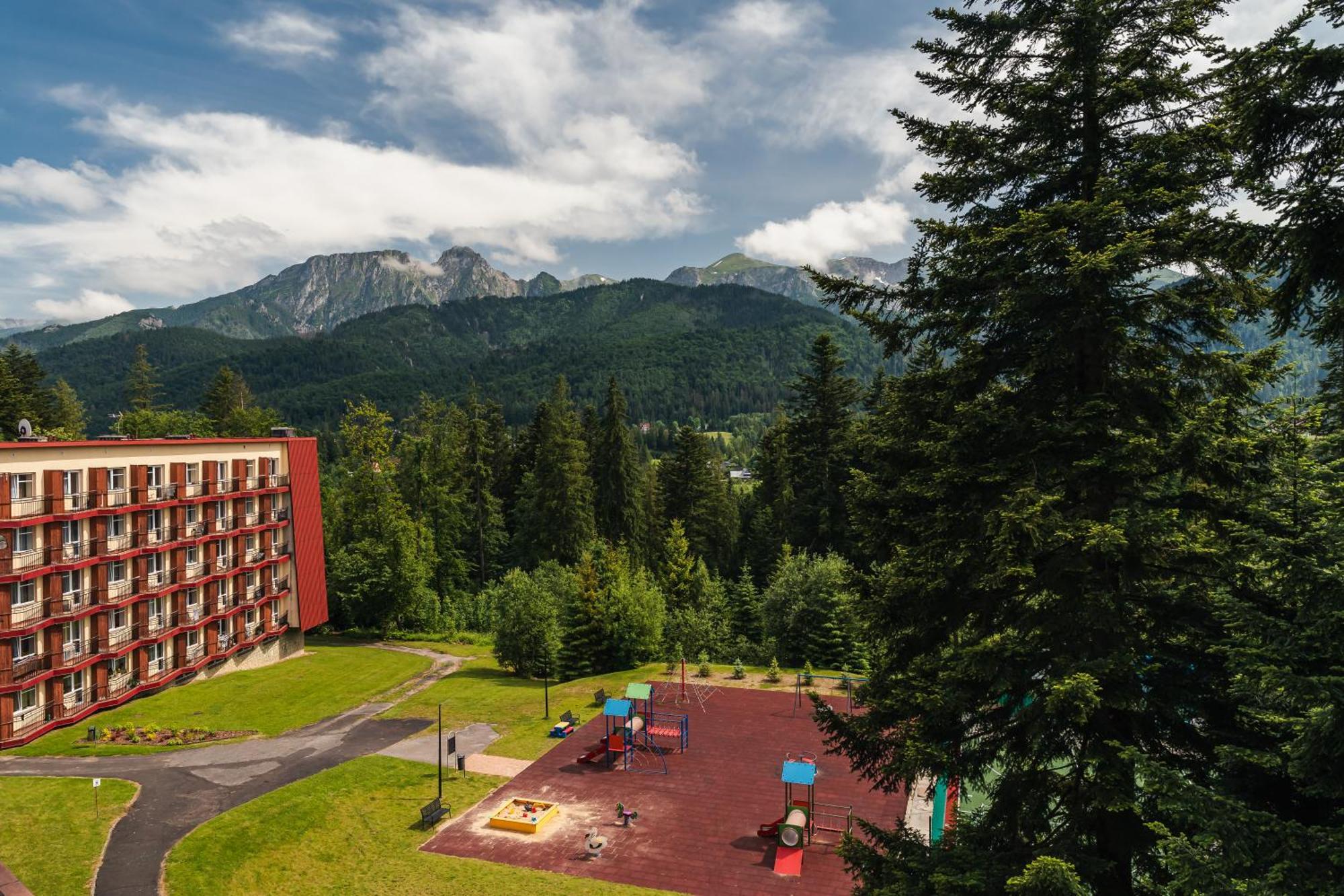 ホテル Rewita Koscielisko-Zakopane エクステリア 写真