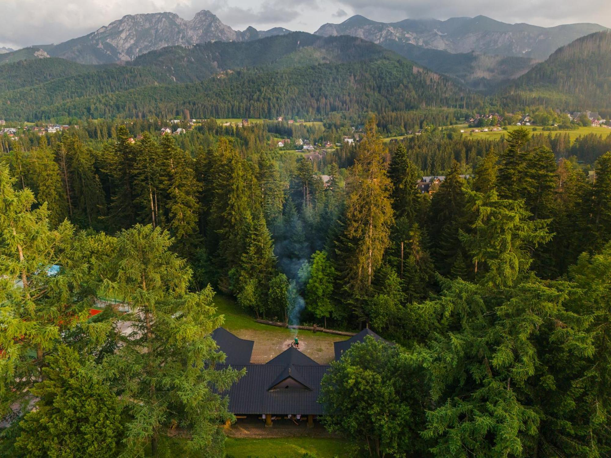 ホテル Rewita Koscielisko-Zakopane エクステリア 写真